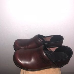 Dansko size 39